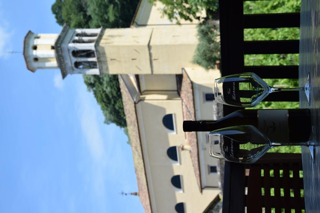 Agriturismo Domus Rustica 콜몬스 외부 사진