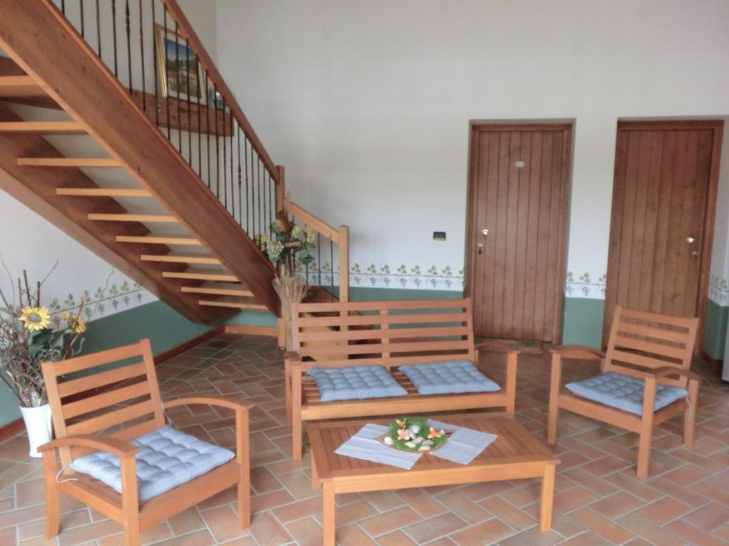 Agriturismo Domus Rustica 콜몬스 객실 사진