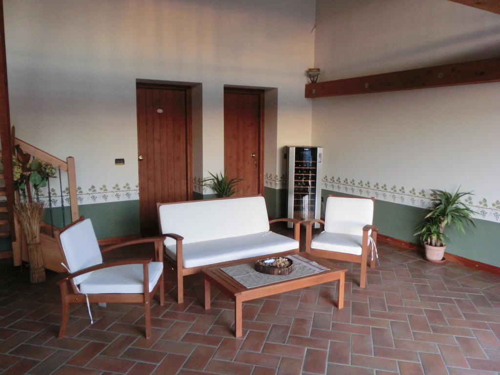Agriturismo Domus Rustica 콜몬스 외부 사진